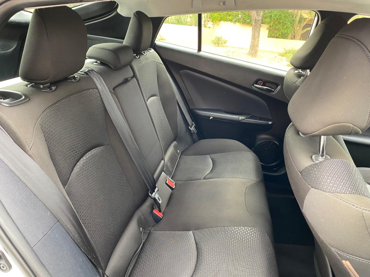 Toyota Prius LE (Natl) 2022