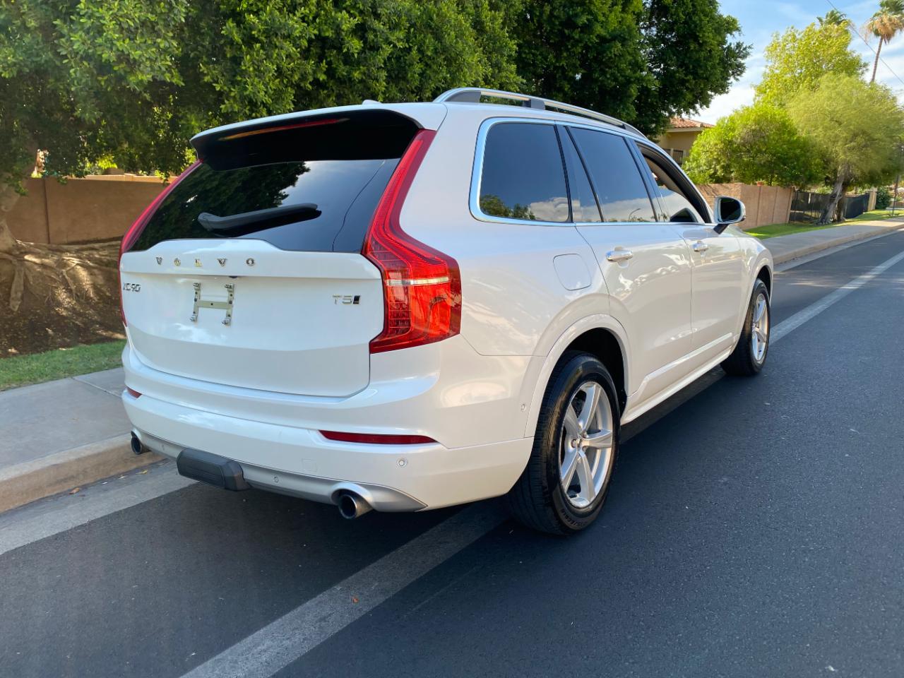 Volvo XC90 T5 AWD Momentum 2019