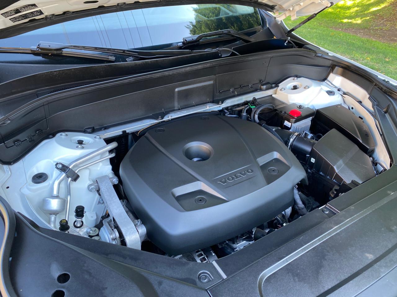 Volvo XC90 T5 AWD Momentum 2019
