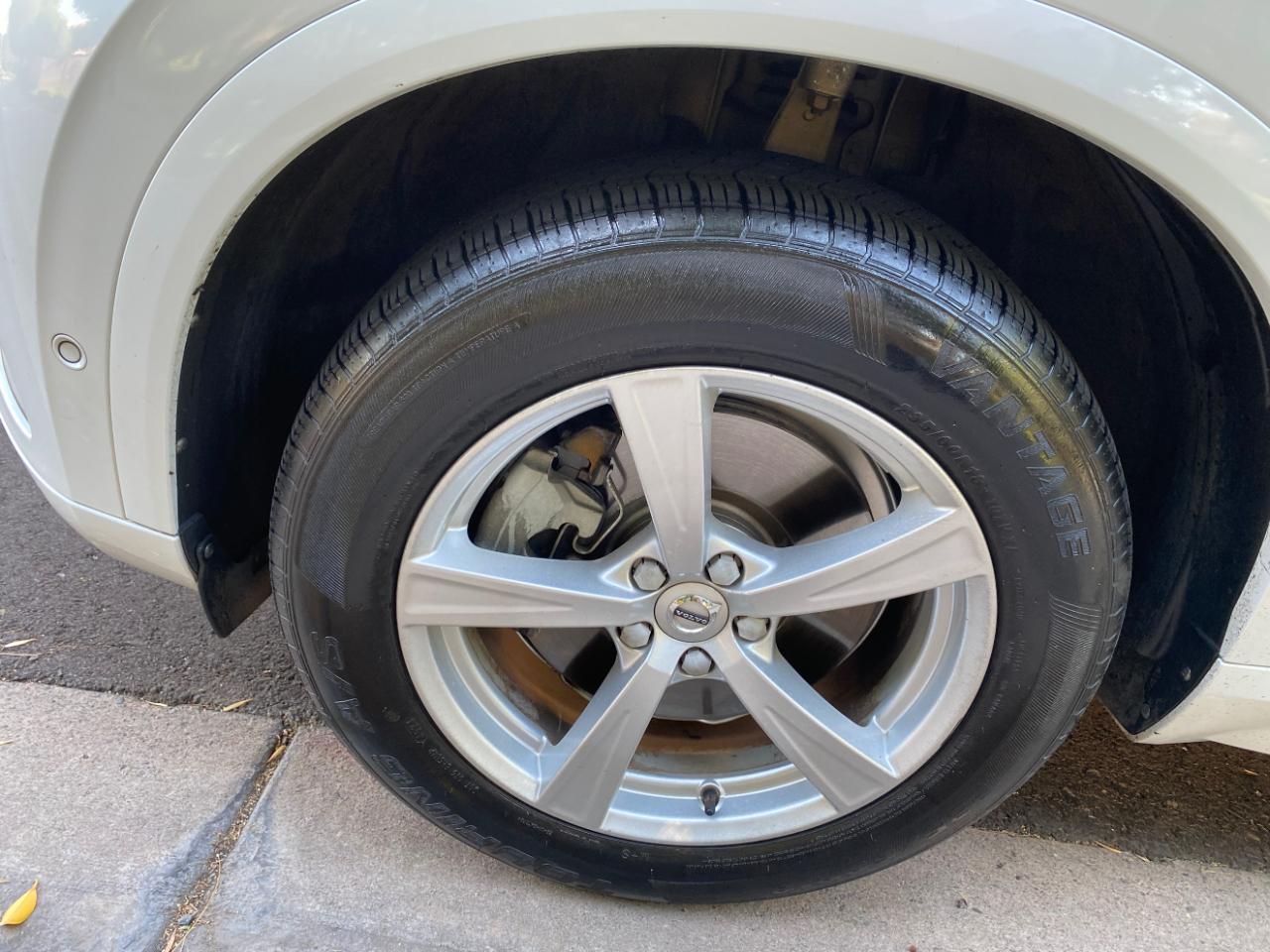 Volvo XC90 T5 AWD Momentum 2019