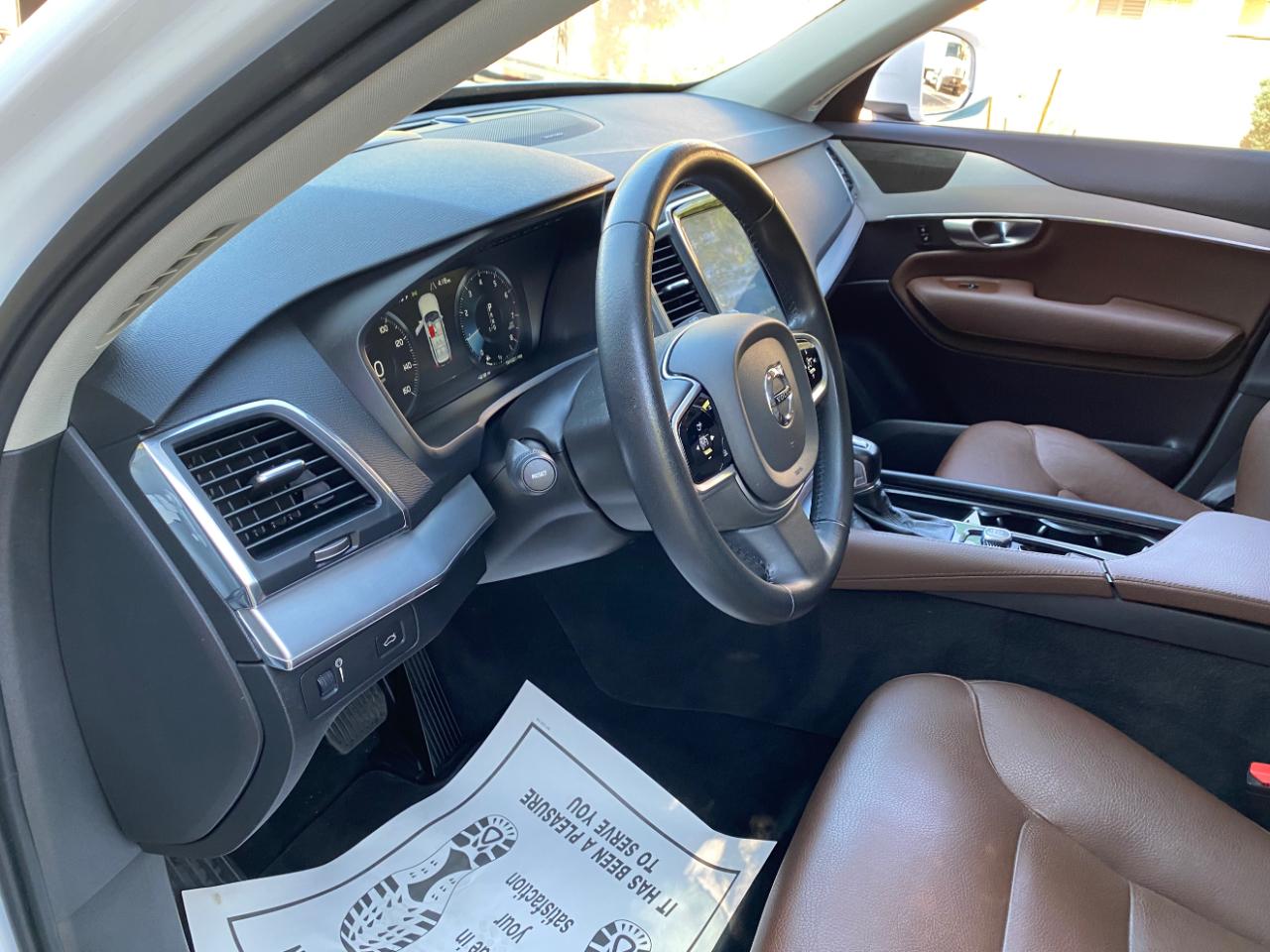 Volvo XC90 T5 AWD Momentum 2019