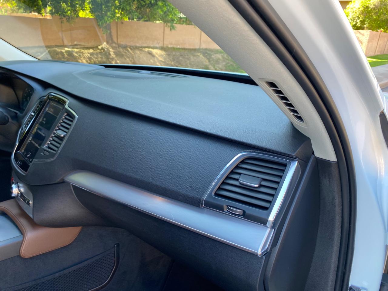 Volvo XC90 T5 AWD Momentum 2019