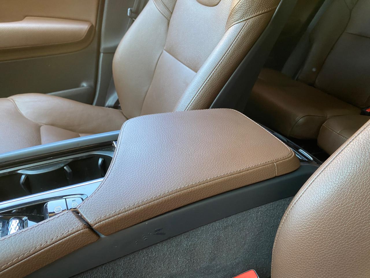 Volvo XC90 T5 AWD Momentum 2019