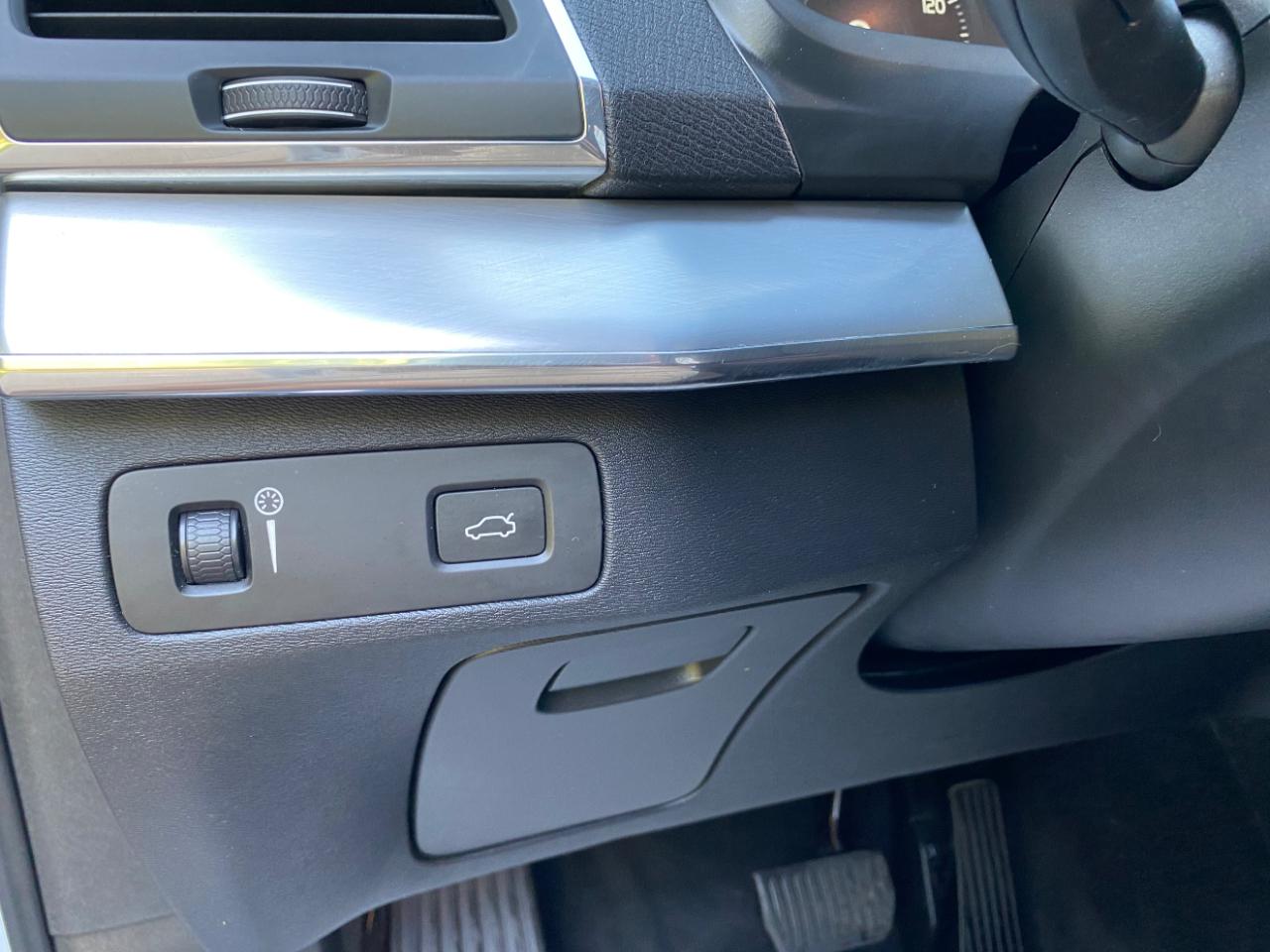 Volvo XC90 T5 AWD Momentum 2019