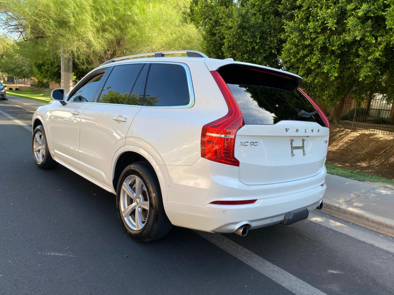 Volvo XC90 T5 AWD Momentum 2019