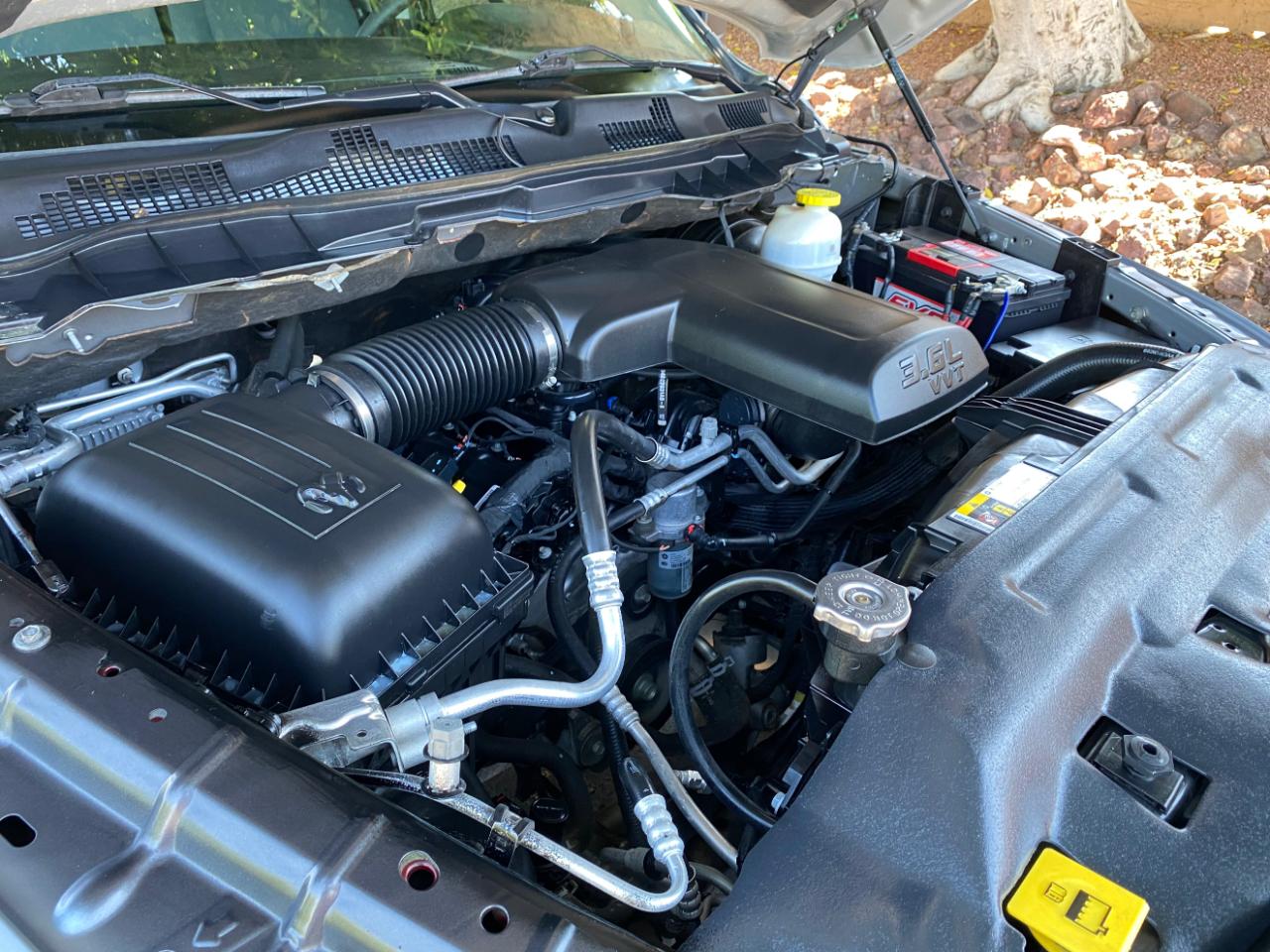 RAM 1500 Classic Tradesman 4x2 Quad Cab 6'4" Box 2021