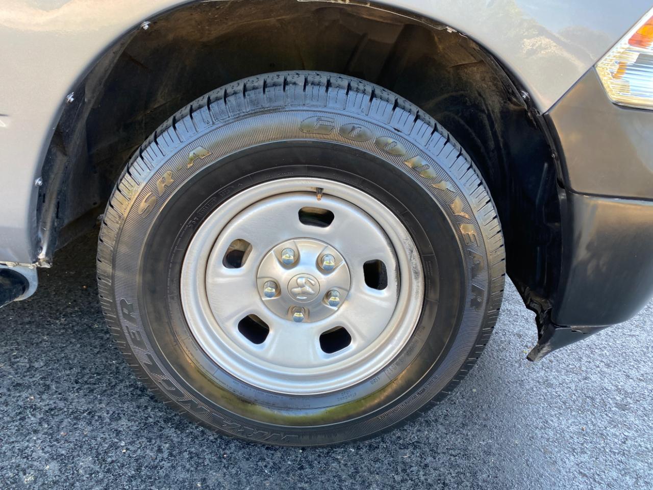 RAM 1500 Classic Tradesman 4x2 Quad Cab 6'4" Box 2021