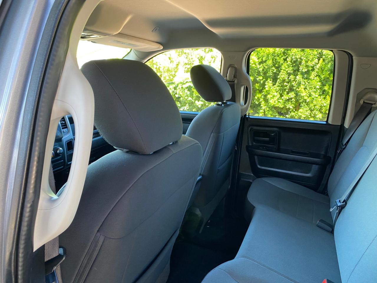 RAM 1500 Classic Tradesman 4x2 Quad Cab 6'4" Box 2021