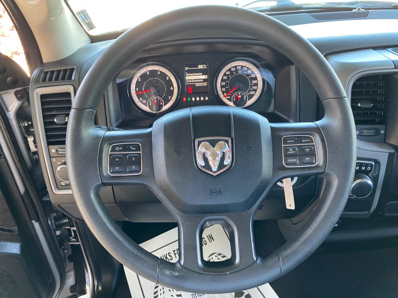 RAM 1500 Classic Tradesman 4x2 Quad Cab 6'4" Box 2021