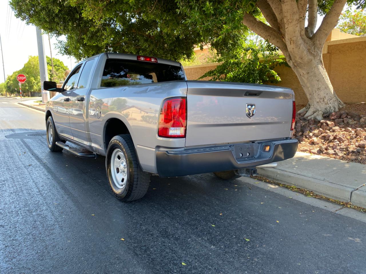 RAM 1500 Classic Tradesman 4x2 Quad Cab 6'4" Box 2021