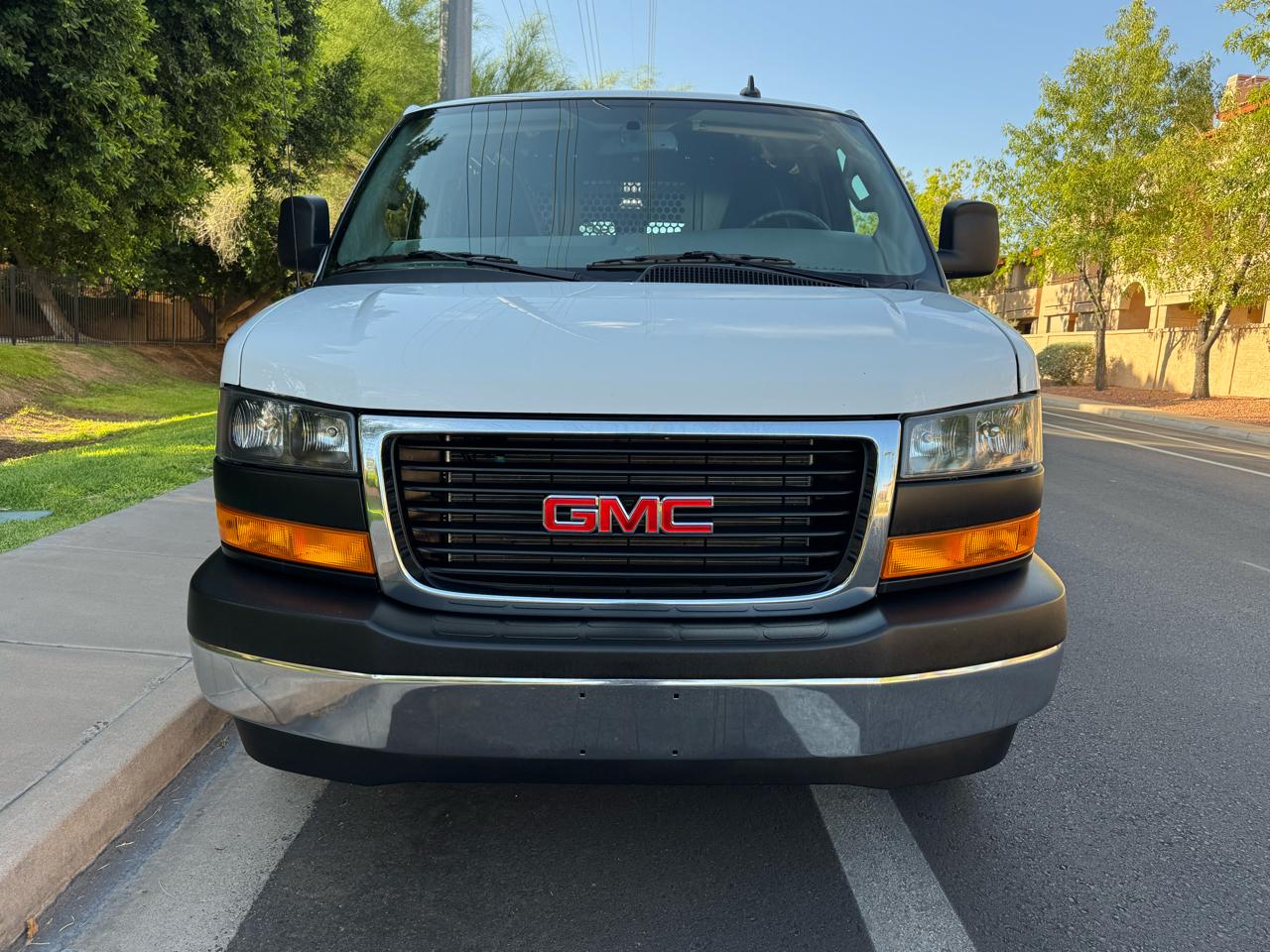 GMC Savana Cargo Van RWD 2500 135" 2025