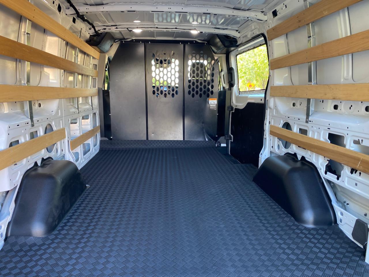 Ford Transit Cargo Van T-250 130" Low Rf 9070 GVWR RWD 2025