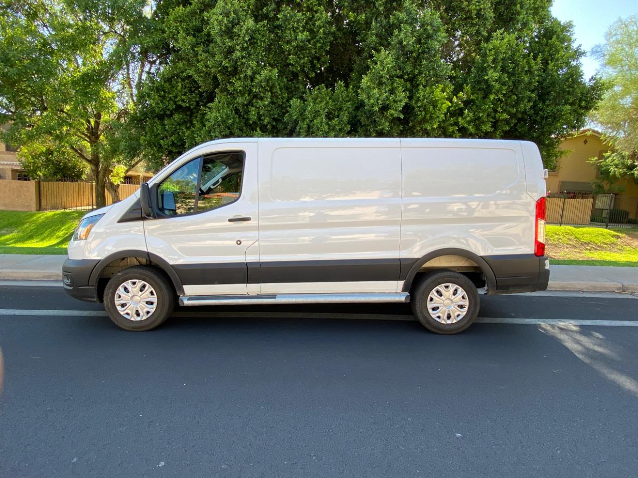 Ford Transit Cargo Van T-250 130" Low Rf 9070 GVWR RWD 2025