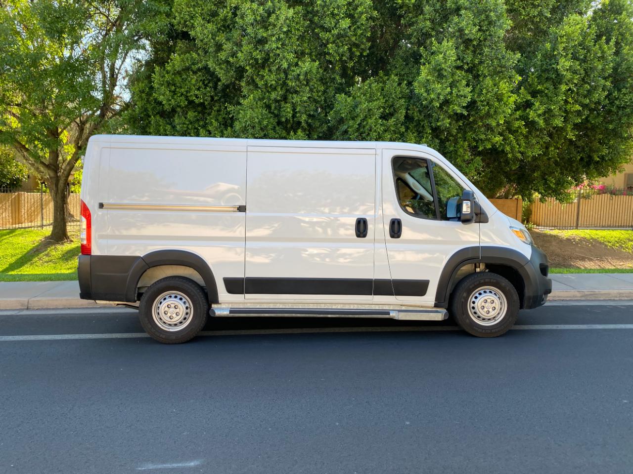 RAM ProMaster Cargo Van Tradesman 2500 Low Roof 136" WB w/Pass Seat 2025
