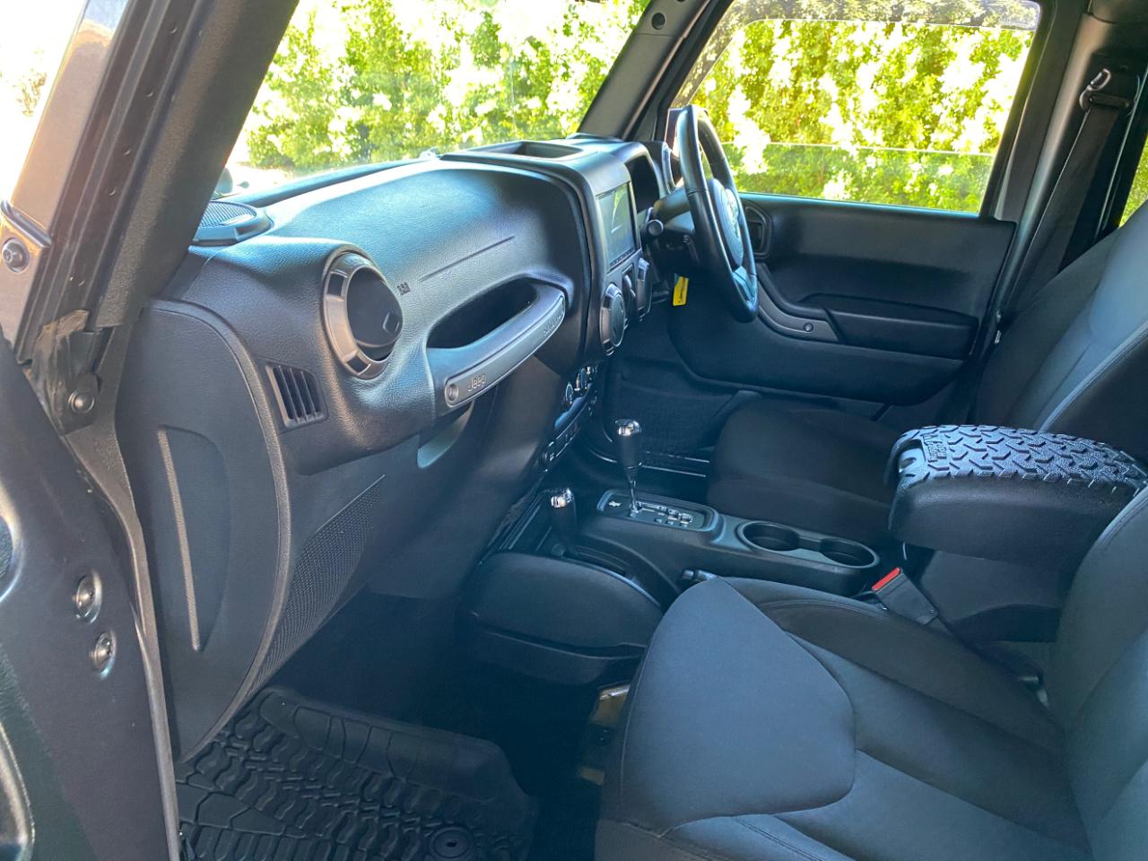 Jeep Wrangler JK Unlimited Sport RHD 4x4 2018