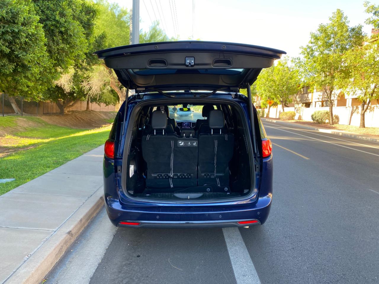 Chrysler Pacifica Touring L FWD 2018