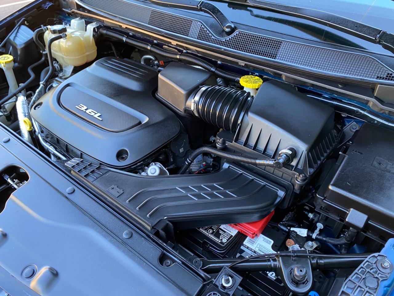Chrysler Pacifica Touring L FWD 2018