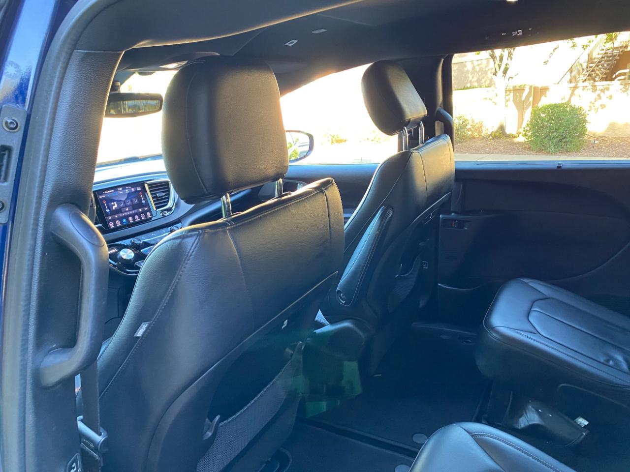 Chrysler Pacifica Touring L FWD 2018