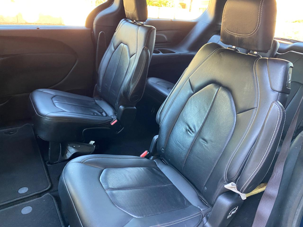 Chrysler Pacifica Touring L FWD 2018