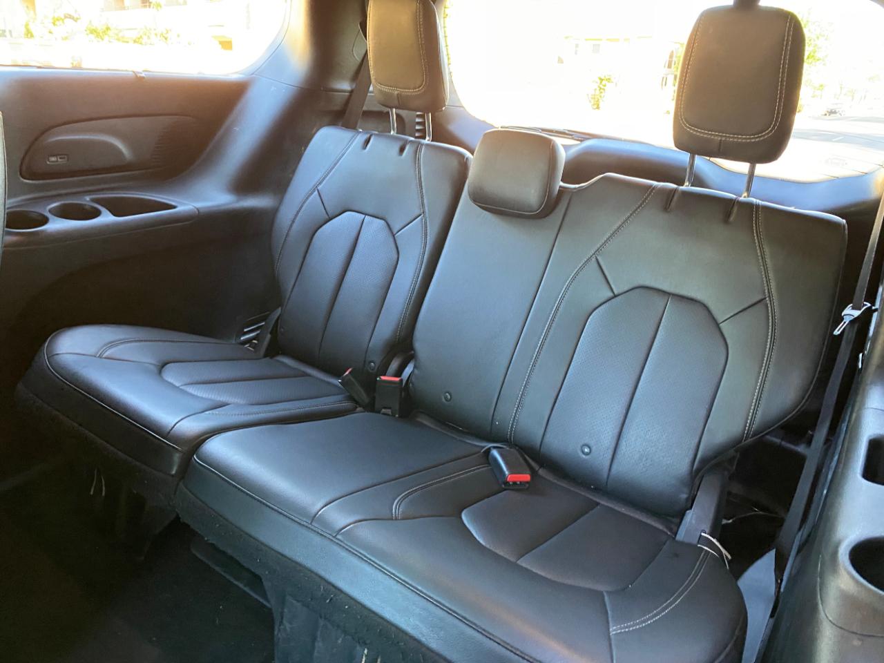 Chrysler Pacifica Touring L FWD 2018