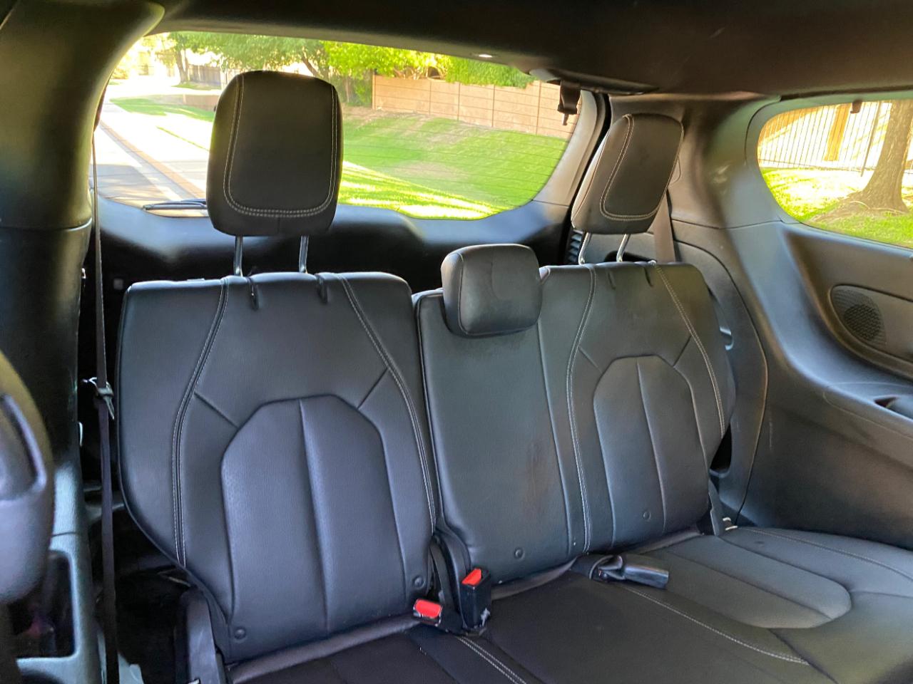 Chrysler Pacifica Touring L FWD 2018