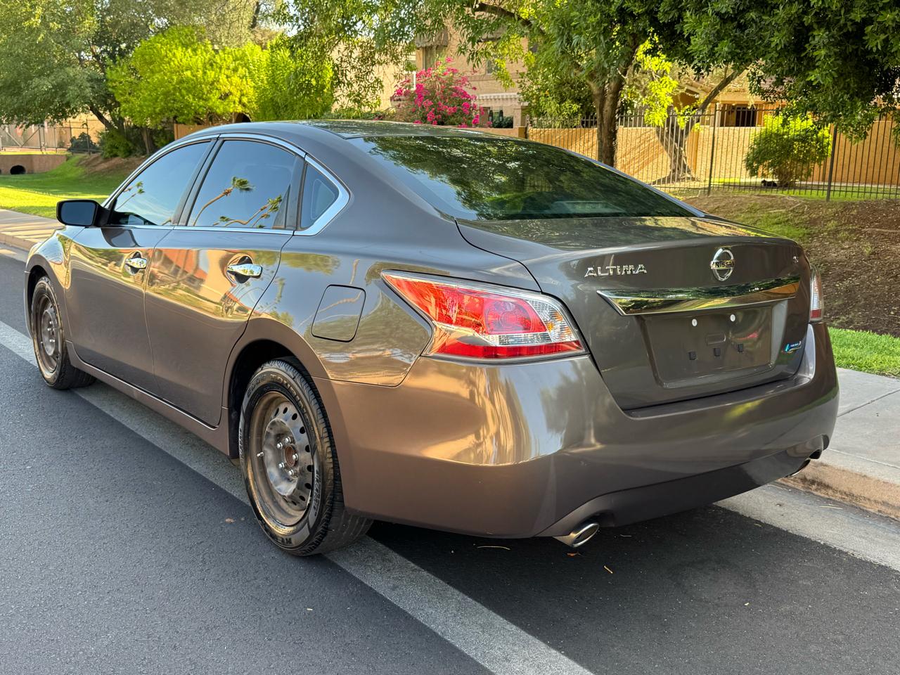 Nissan Altima 4dr Sdn I4 2.5 S 2014