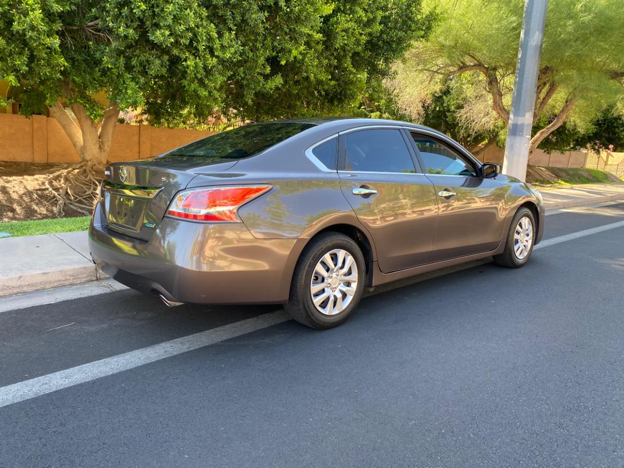 Nissan Altima 4dr Sdn I4 2.5 S 2014