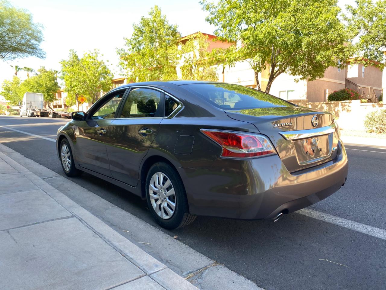 Nissan Altima 4dr Sdn I4 2.5 S 2014