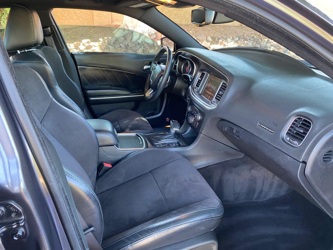 Dodge Charger 4dr Sdn Road/Track RWD 2015