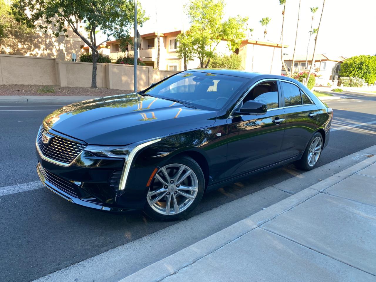 Cadillac CT4 4dr Sdn Luxury 2024