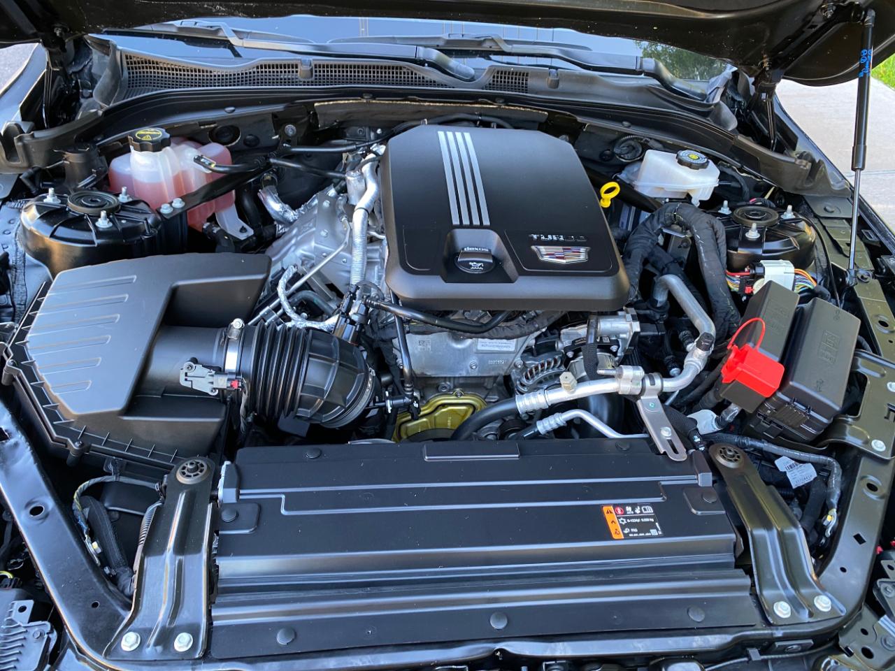 Cadillac CT4 4dr Sdn Luxury 2024