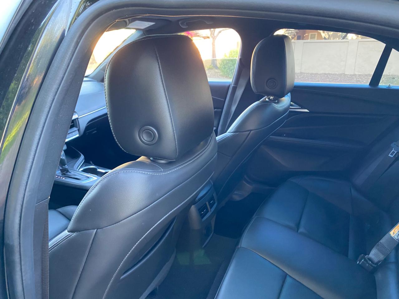 Cadillac CT4 4dr Sdn Luxury 2024
