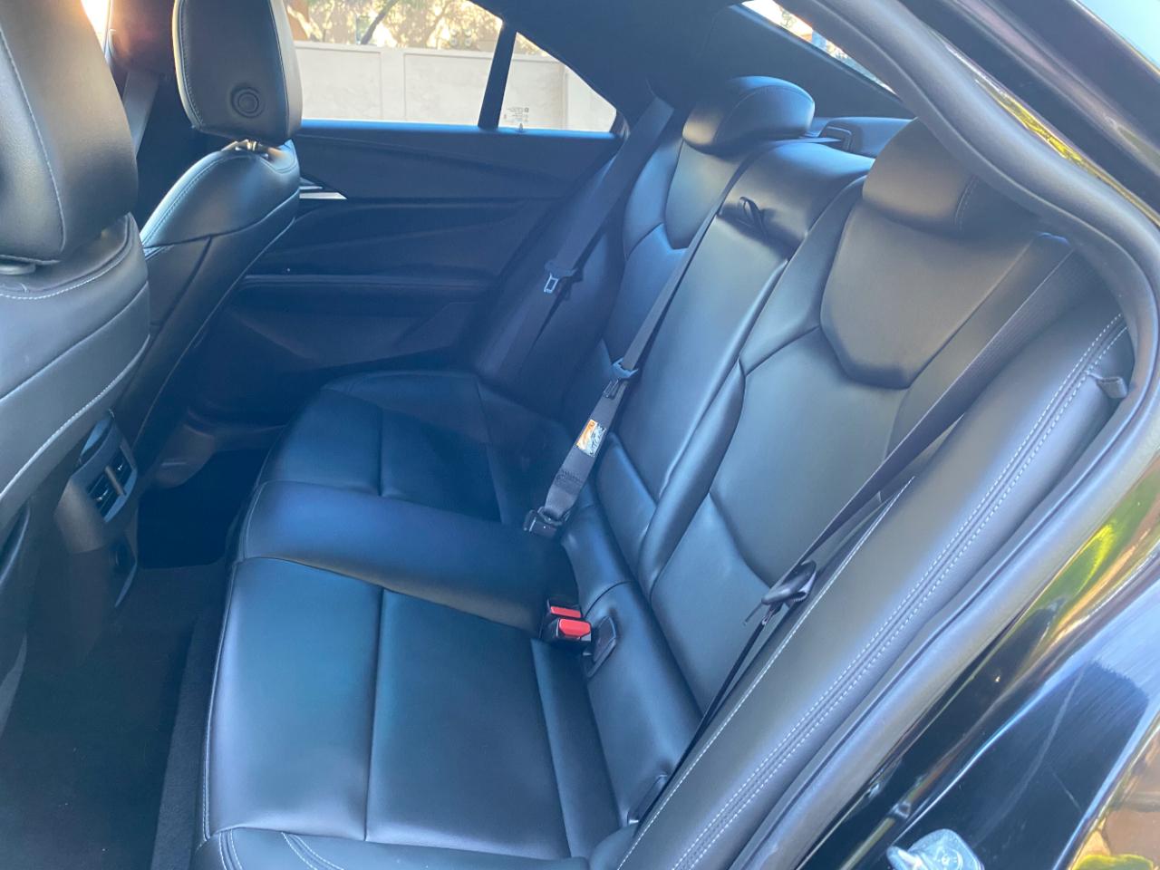 Cadillac CT4 4dr Sdn Luxury 2024