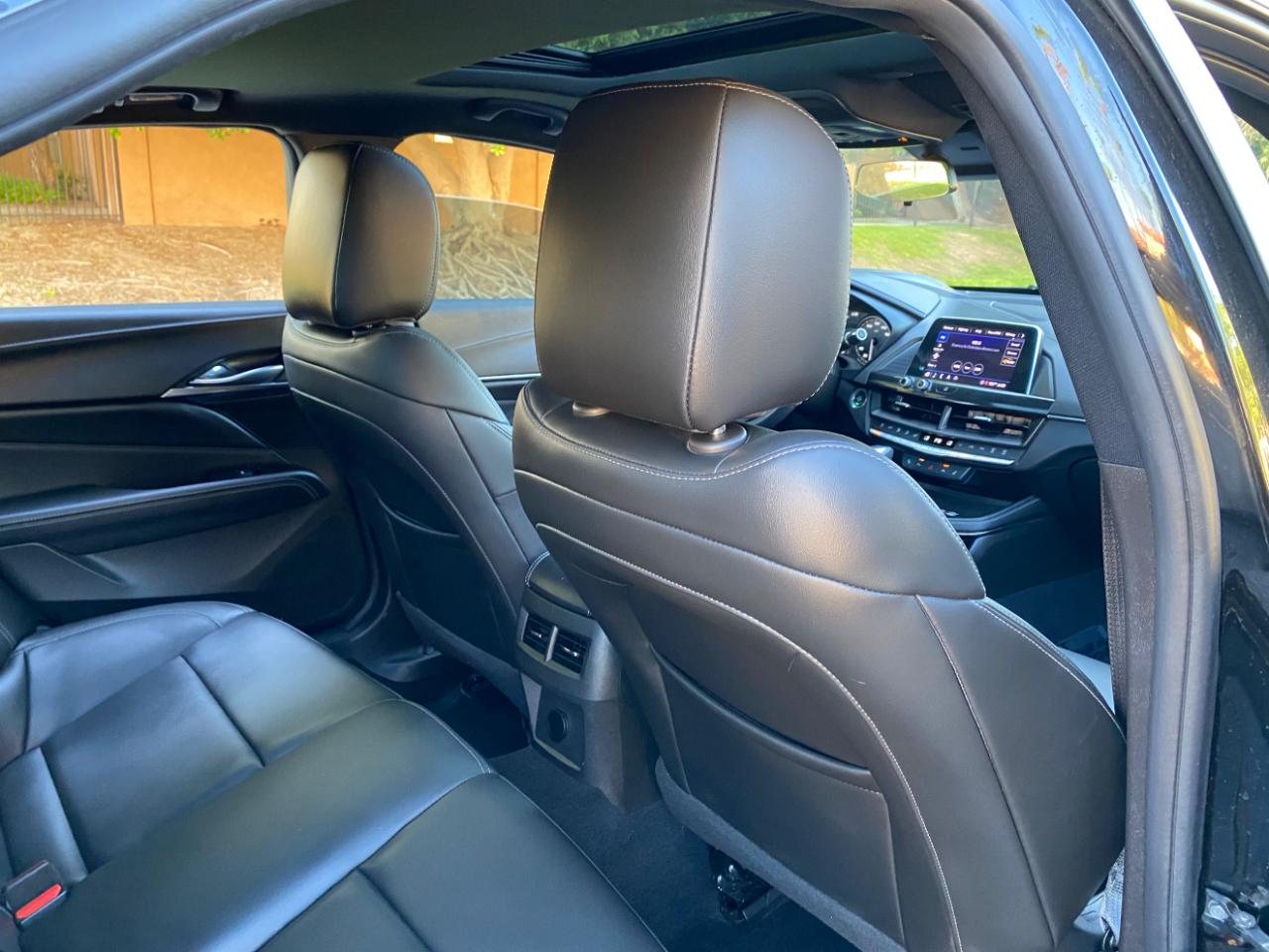Cadillac CT4 4dr Sdn Luxury 2024