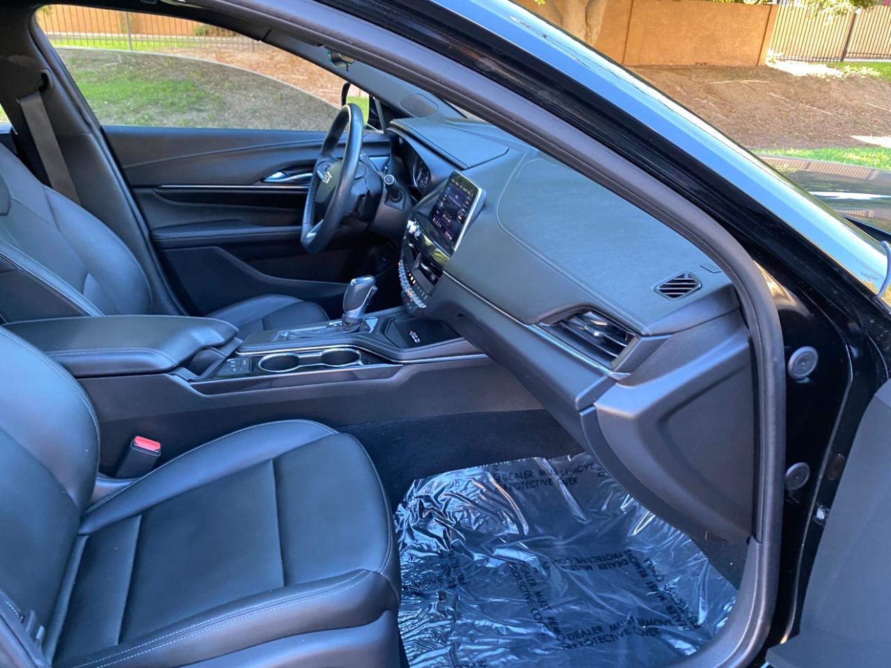 Cadillac CT4 4dr Sdn Luxury 2024