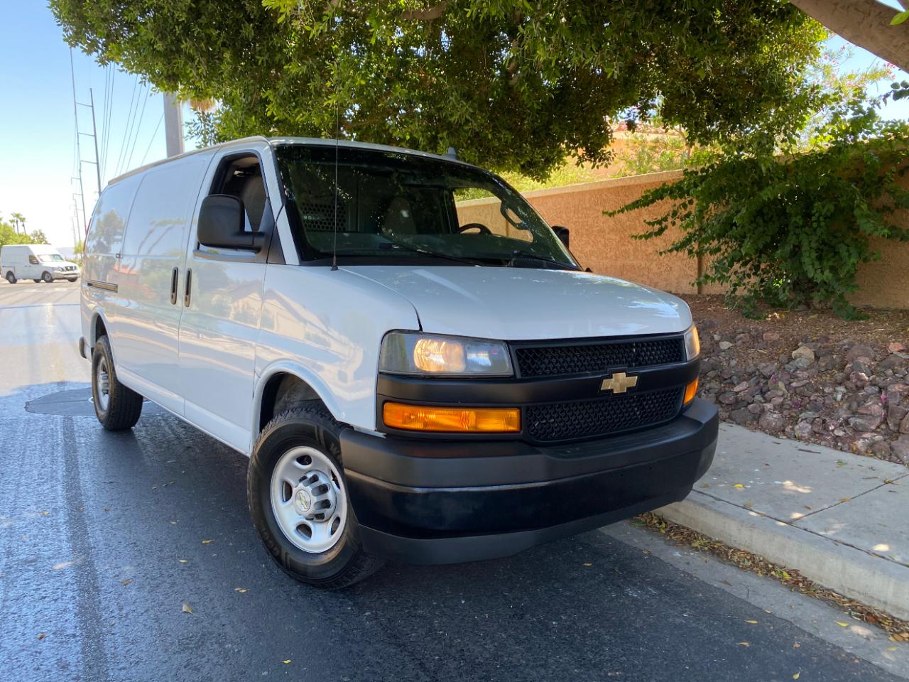 Chevrolet Express Cargo Van RWD 2500 135" 2022
