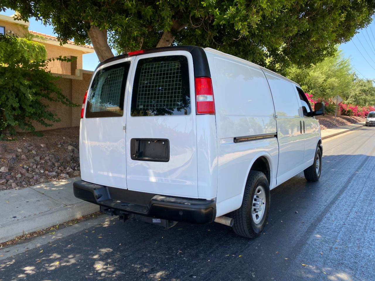 Chevrolet Express Cargo Van RWD 2500 135" 2022