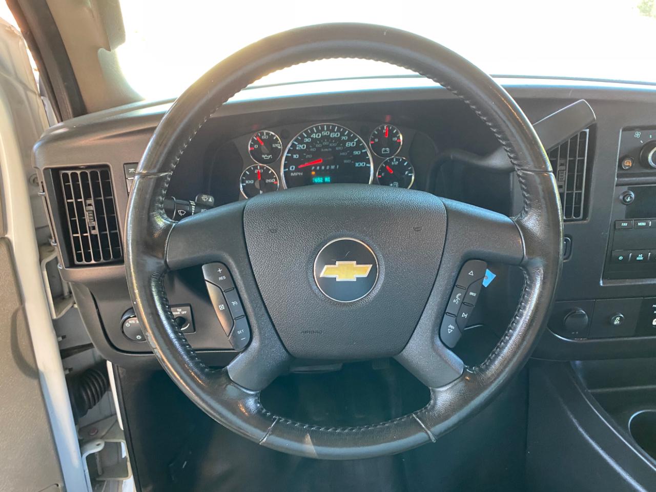 Chevrolet Express Cargo Van RWD 2500 135" 2022