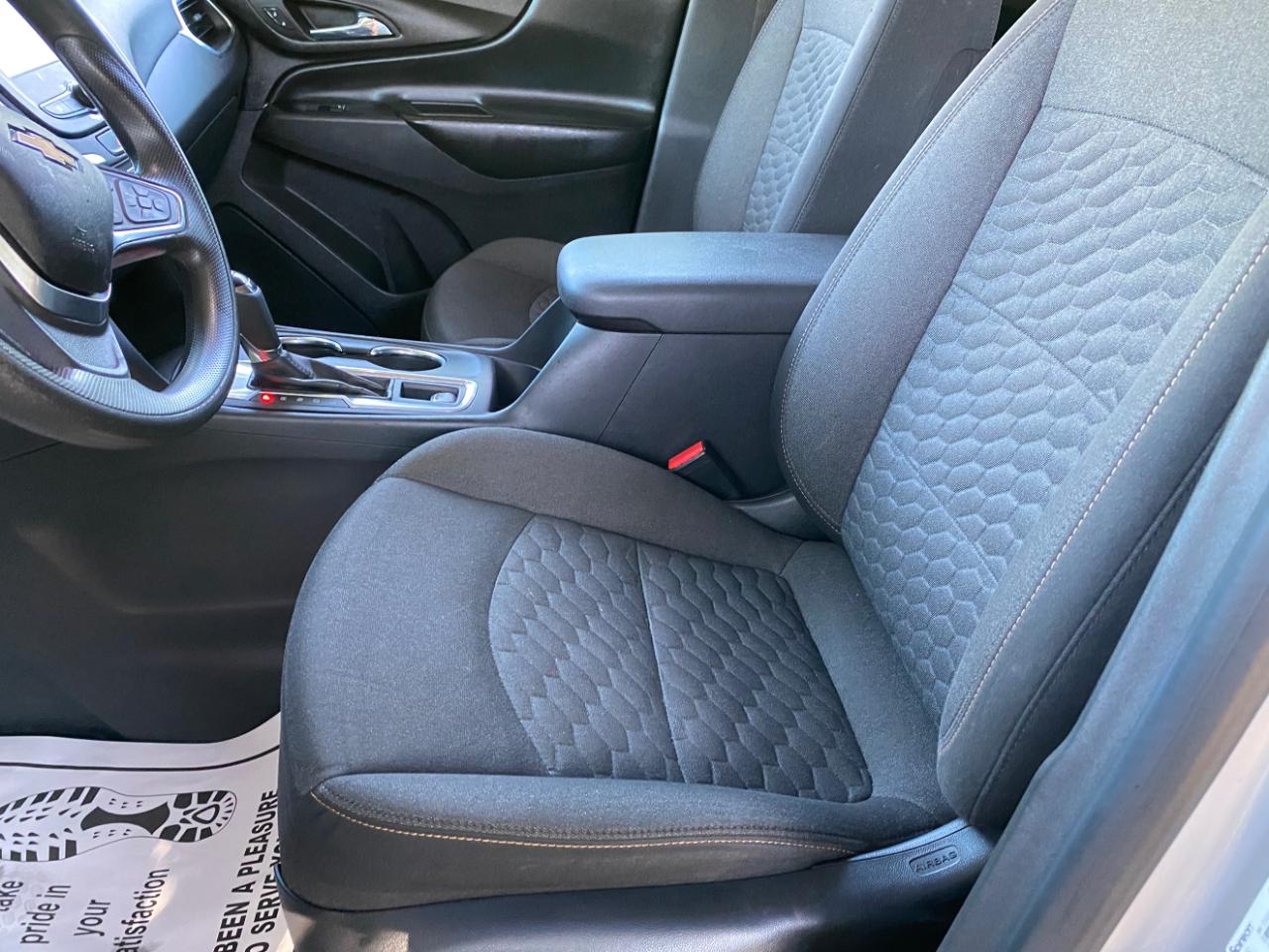 Chevrolet Equinox FWD 4dr LS w/1LS 2022