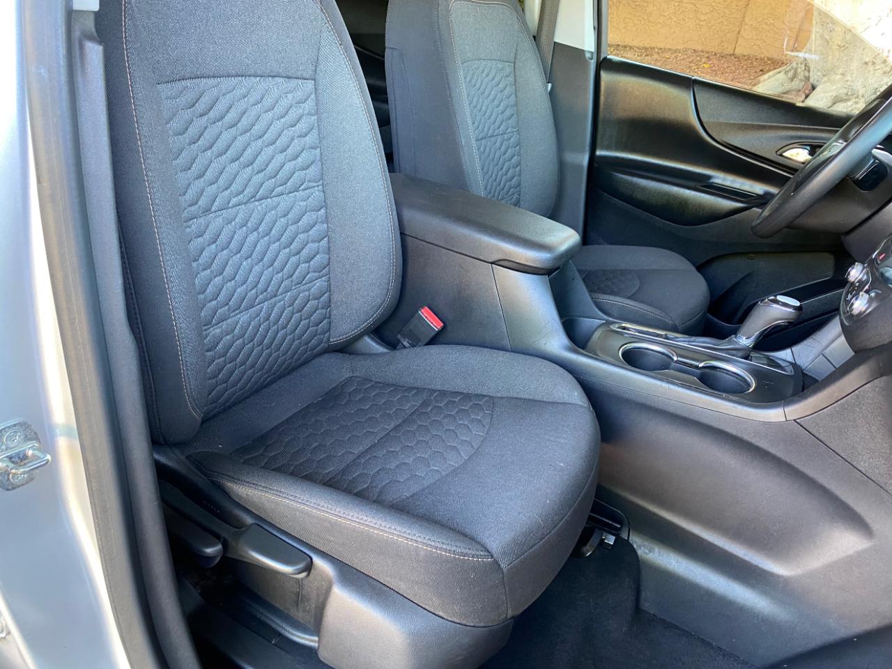 Chevrolet Equinox FWD 4dr LS w/1LS 2022