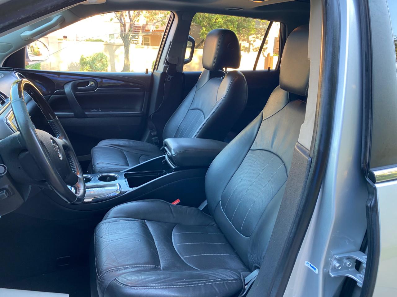 Buick Enclave photo 24