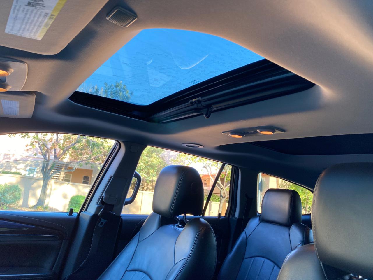 Buick Enclave photo 30