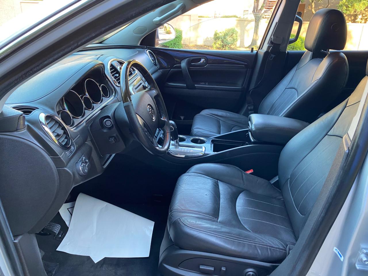 Buick Enclave photo 32