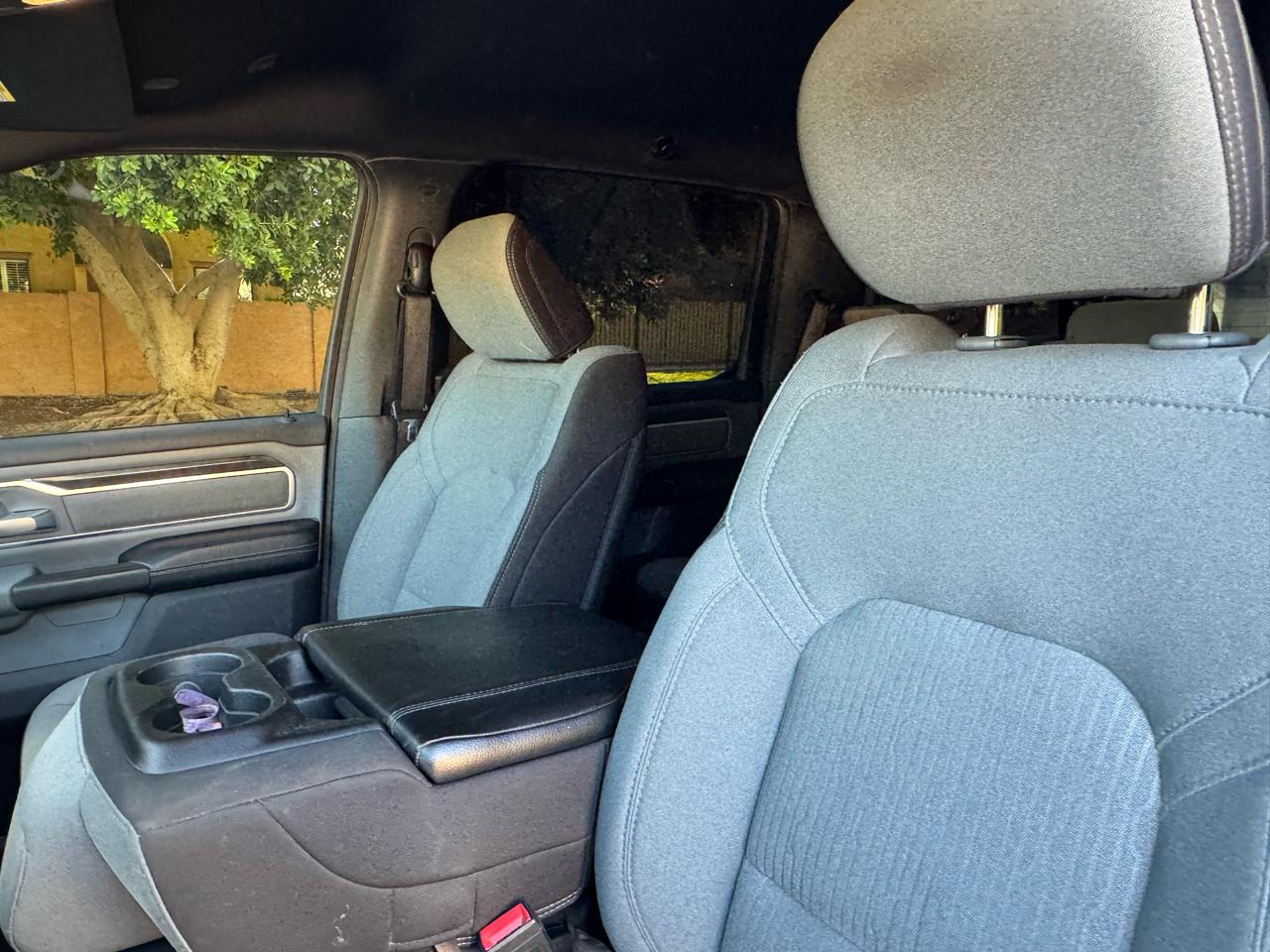 RAM 1500 Big Horn 4x4 Crew Cab 6'4" Box 2022