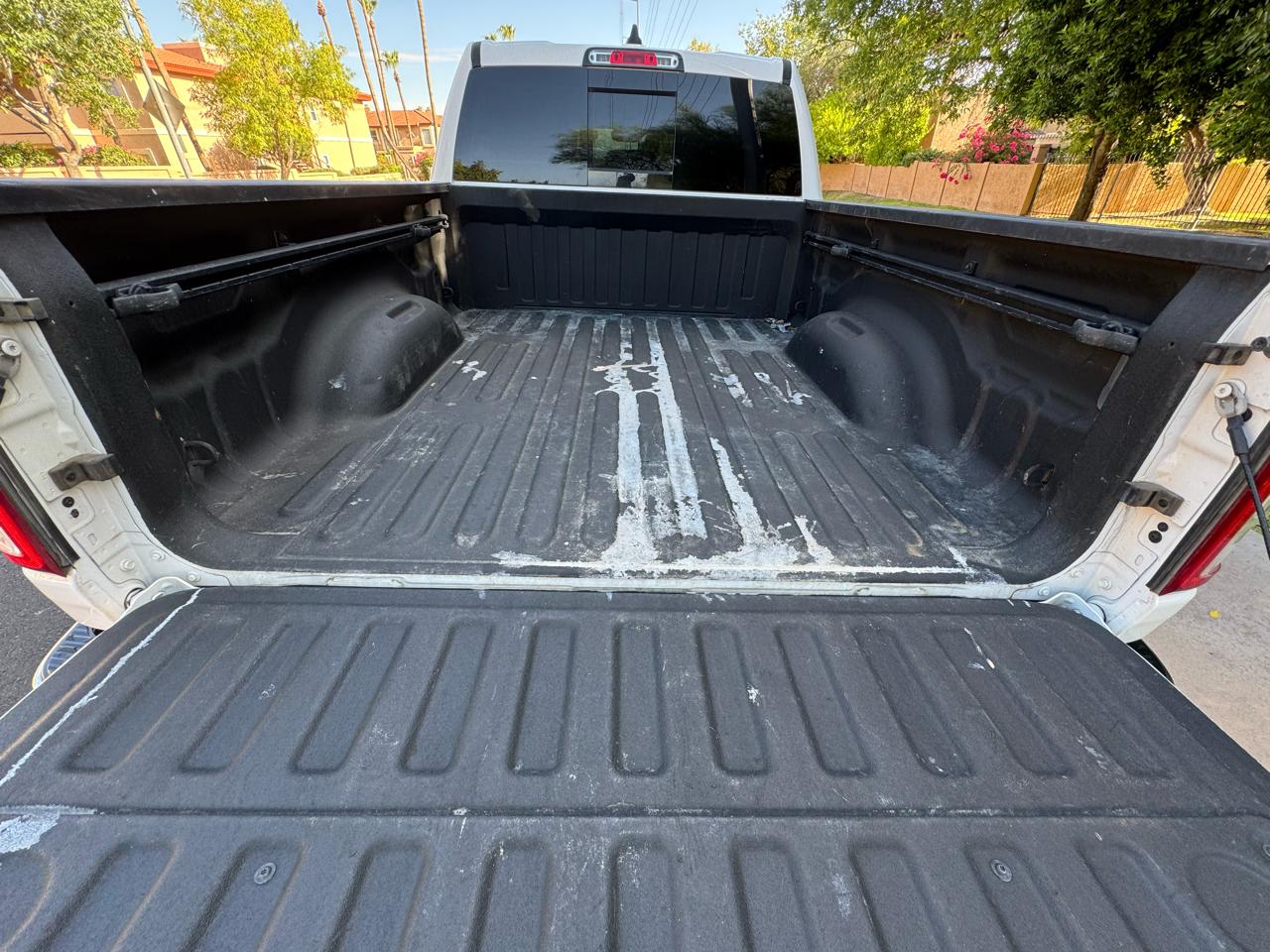 RAM 1500 Big Horn 4x4 Crew Cab 6'4" Box 2022