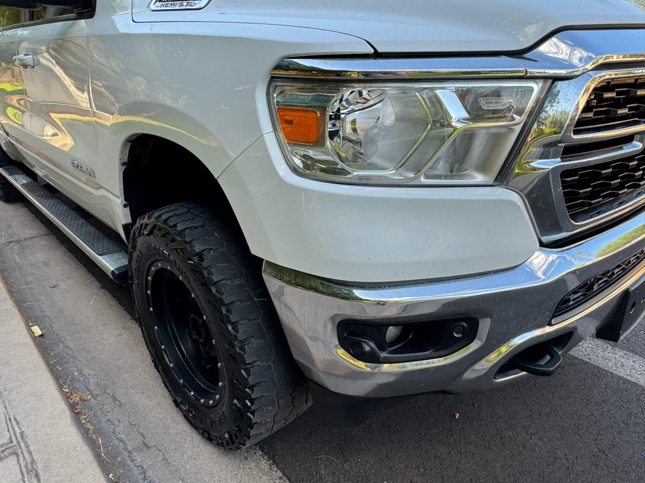 RAM 1500 Big Horn 4x4 Crew Cab 6'4" Box 2022