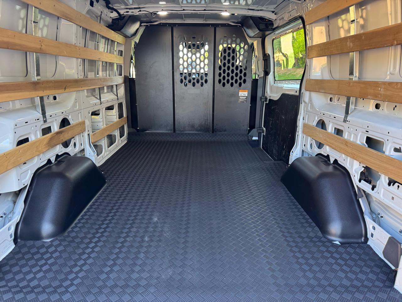 Ford Transit Cargo Van T-250 130" Low Rf 9070 GVWR RWD 2025