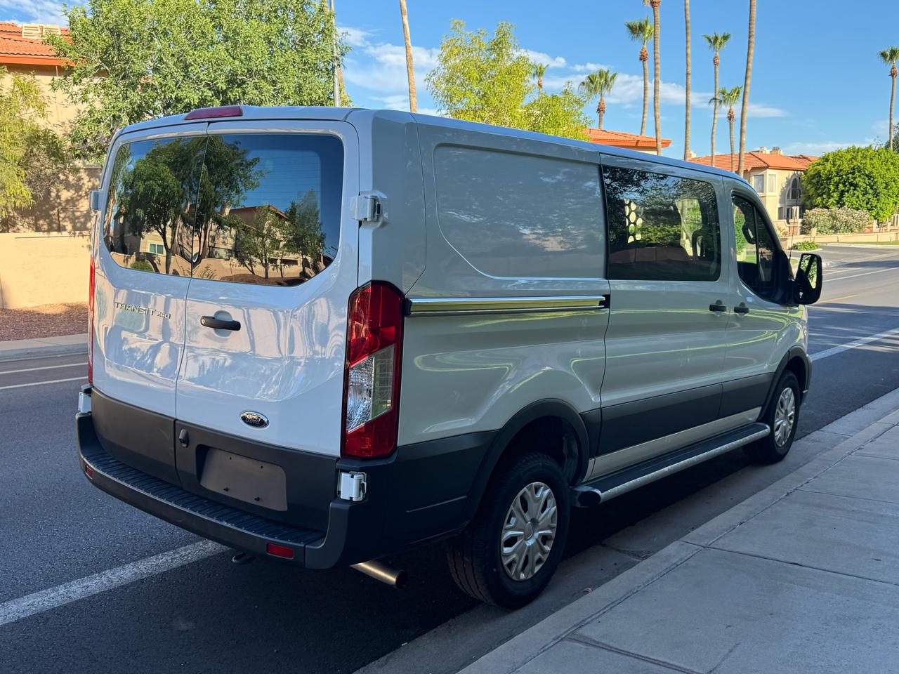 Ford Transit Cargo Van T-250 130" Low Rf 9070 GVWR RWD 2025