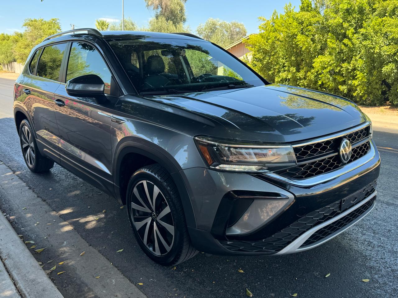 Volkswagen Taos SE FWD 2024