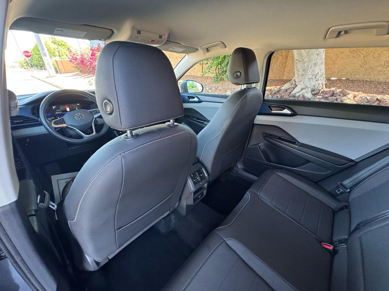 Volkswagen Taos SE FWD 2024